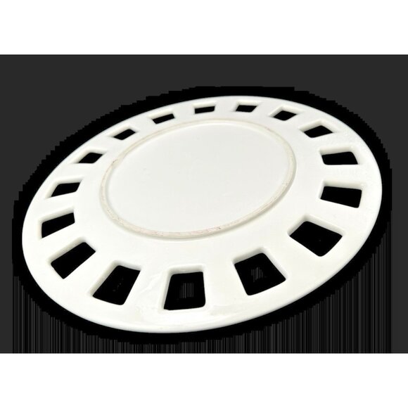Ceramic Platter Southern Living White 12" Round Openwork Dress Me Up - Picture 5 of 7
